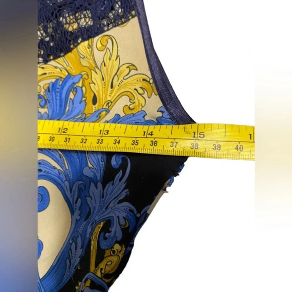 Bicotone Baroque Print Lace Detail Fit and Flare Dress - Picture 7 of 8